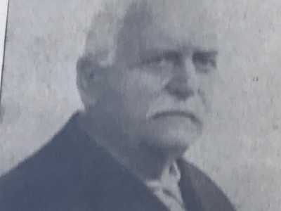 Gaetano Ranieri � Figlio di piccoli commercianti di derrate agricole, Gaetano scopr� le potenzialit� della juta e della canapa lanciandosi nella produzione di queste materia prime nel 1878. Da quel momento le industrie baresi si affidarono a lui per ottenere robusti sacchi da esportazione